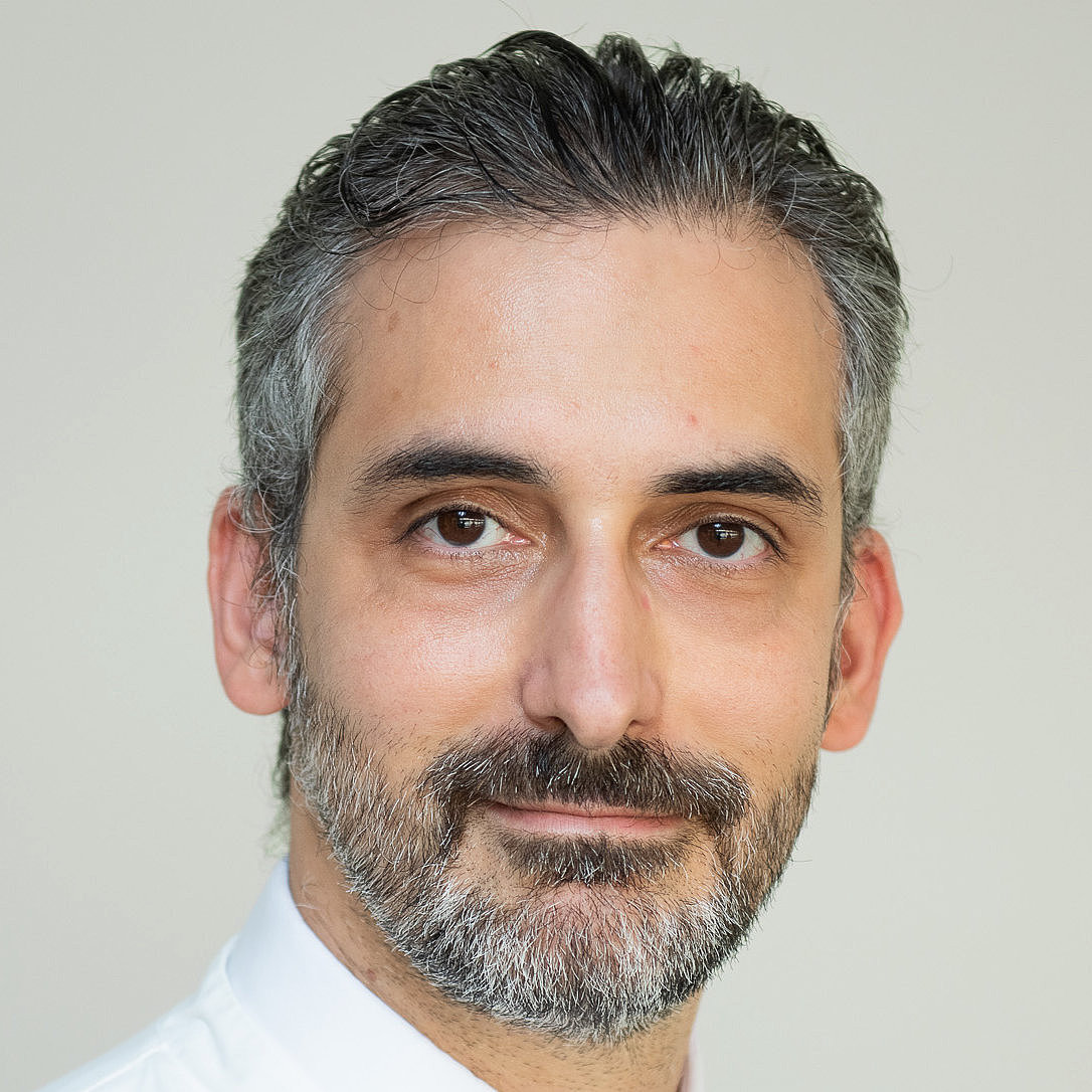 Panagiotis Stergiopoulos, Leitender Oberarzt