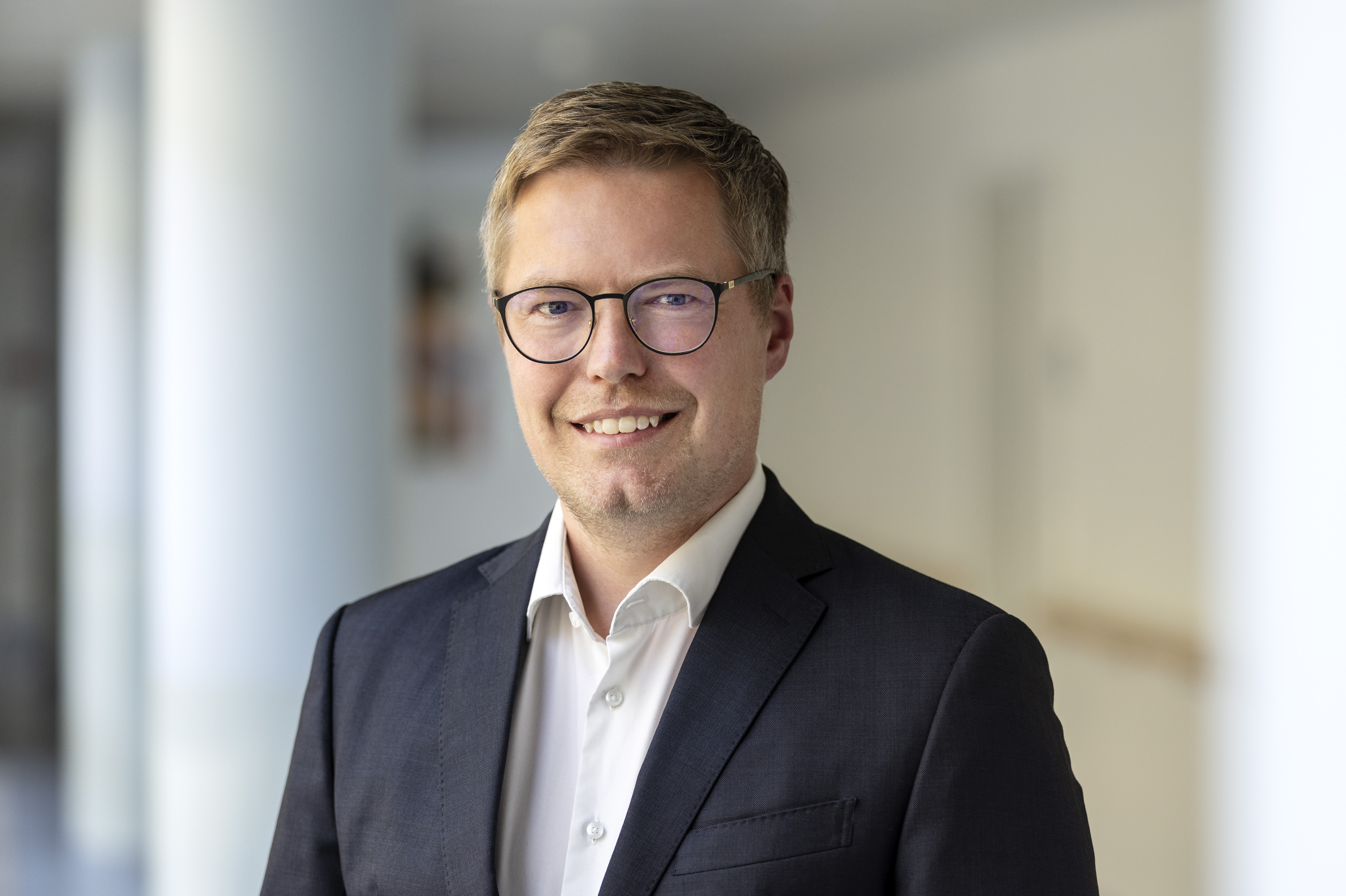 Medizinischer Direktor Dr. Christian Bayer Medizinischer Direktor Dr. Christian Bayer
